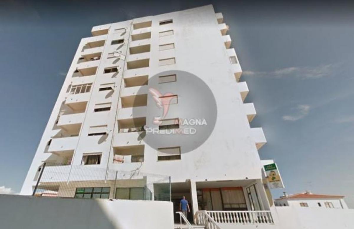 محل تجاري في Albufeira, Portugal 30متر مربع رقم 8158