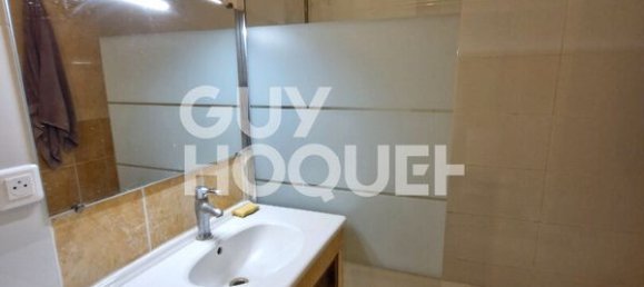 3 bedrooms Apartment in Marseille, France No. 328534 6