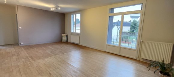 Дом с 4 спальнями в Мен-сюр-Луар, Франция № 39003 3