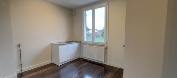 Дом с 4 спальнями в Мен-сюр-Луар, Франция № 39003 2