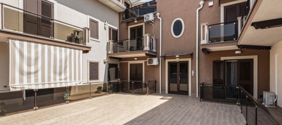 4 Schlafzimmer Wohnung in Viagrande, Italy, Nr. 333884 27