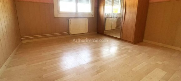 3 bedrooms House in Chalons-en-Champagne, France No. 91965 4