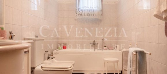 4 rooms Duplex in Venice, Italy No. 126132 15