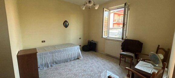 Дом с 3 спальнями в Фрозиноне, Италия № 144770 5