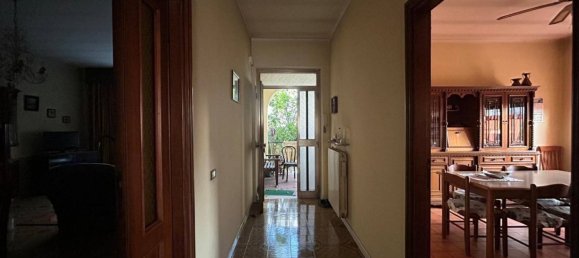 Дом с 3 спальнями в Фрозиноне, Италия № 144770 16