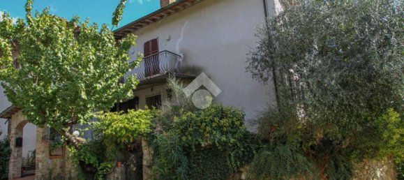 3 Schlafzimmer Haus in Città di Castello, Italy, Nr. 42151 2