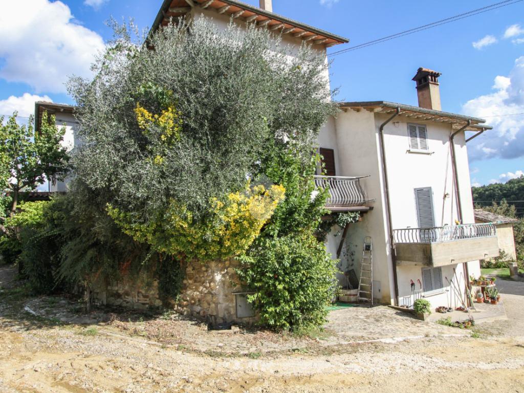 3 Schlafzimmer Haus in Città di Castello, Italy, Nr. 42151