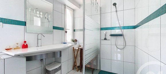 Adosado de 3 dormitorios en Vergeroux, France No. 357443 13