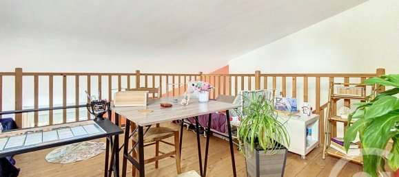 Adosado de 3 dormitorios en Vergeroux, France No. 357443 4