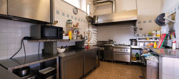 5-Zimmer Gewerbliche Immobilie in Villafranca d'Asti, Italy, Nr. 96922 26