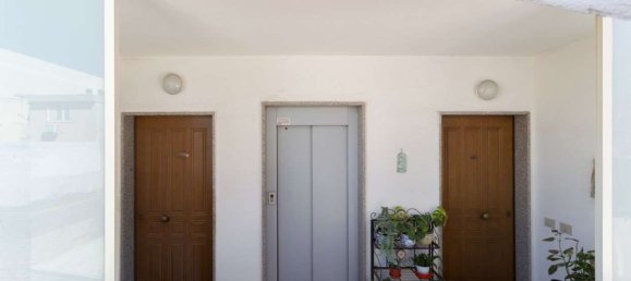 2 bedrooms Penthouse in Cagliari, Italy No. 313714 15