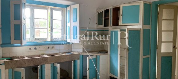 9 bedrooms House in Abrantes, Portugal No. 29949 16