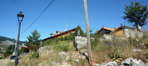 Terreno en Cervera de Pisuerga, Spain 225 m² No. 27622 2