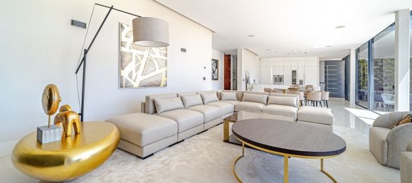 6 bedrooms Villa in Marbella, Spain No. 58159 20