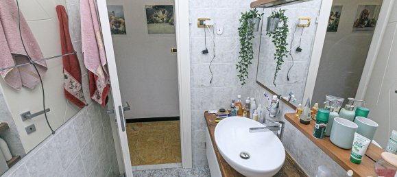 6-salle Appartement à Serra Riccò, Italy No. 280847 41