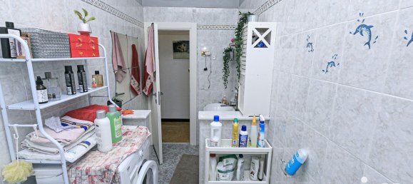 6-salle Appartement à Serra Riccò, Italy No. 280847 40