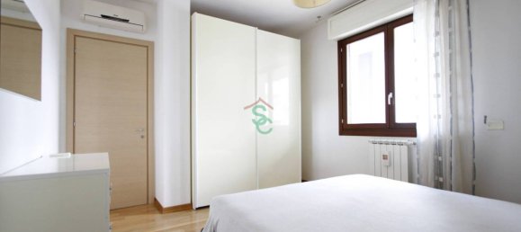 1 bedroom Apartment in Florence, Italy No. 330114 7