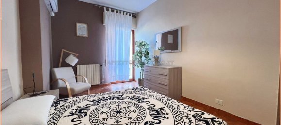 4 bedrooms Apartment in Formia, Italy No. 323210 2