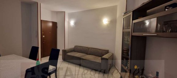 3 rooms Apartment in Busto Arsizio, Italy No. 9766 3