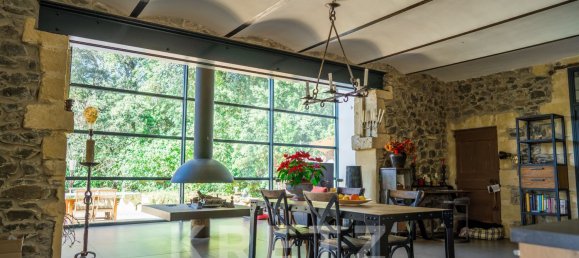 30-salle Châteaux à Pézenas, France No. 280014 6