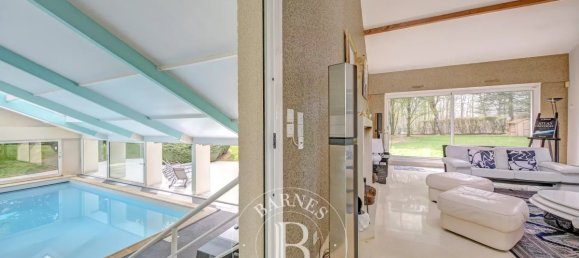 11 rooms House in Versailles, France No. 130579 6