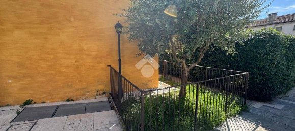 2 Schlafzimmer Haus in Vittorio Veneto, Italy, Nr. 288747 5