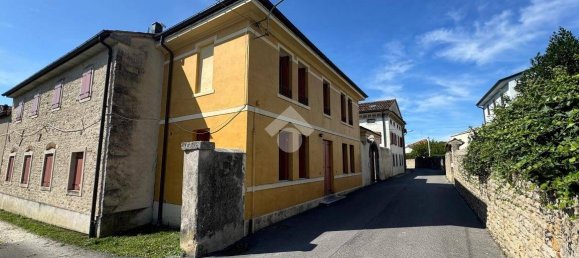 2 Schlafzimmer Haus in Vittorio Veneto, Italy, Nr. 288747 8