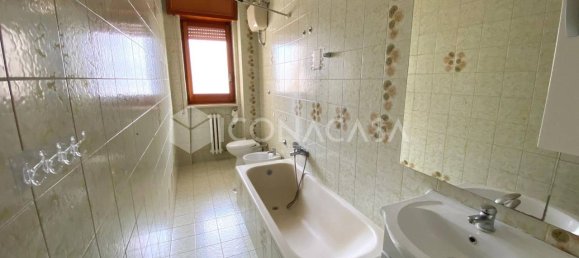 2 rooms Apartment in Modugno, Italy No. 24953 11
