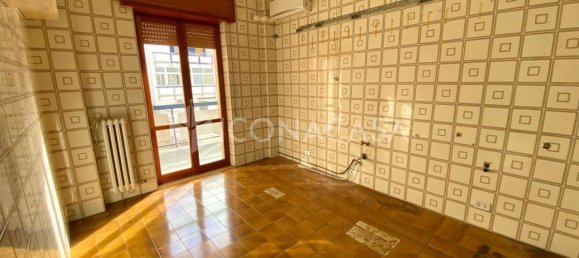 2 rooms Apartment in Modugno, Italy No. 24953 6