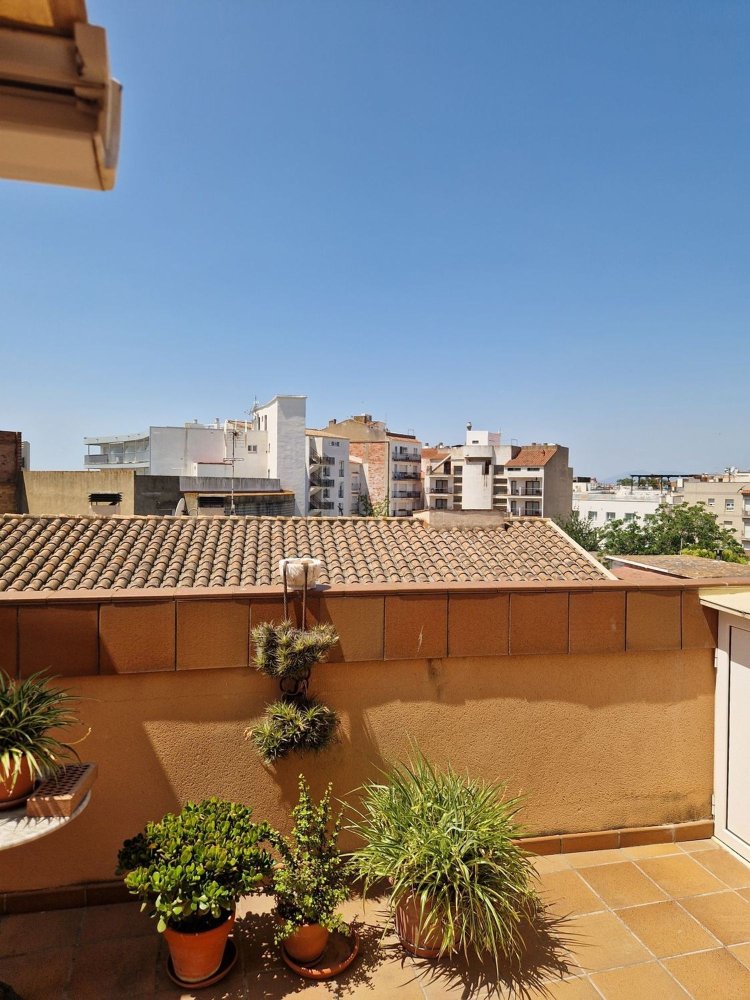 3 bedrooms Duplex in Roses, Spain No. 158117