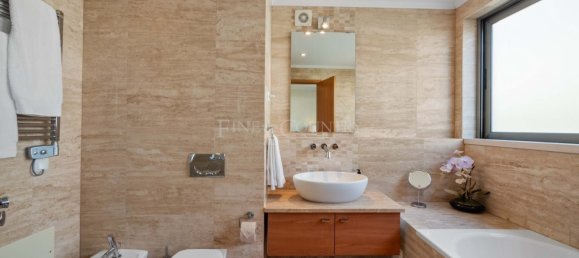 2 Schlafzimmer Wohnung in Ferragudo, Portugal, Nr. 213529 10