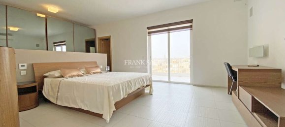 Пентхаус с 2 спальнями в Аттард, Мальта № 8898 19