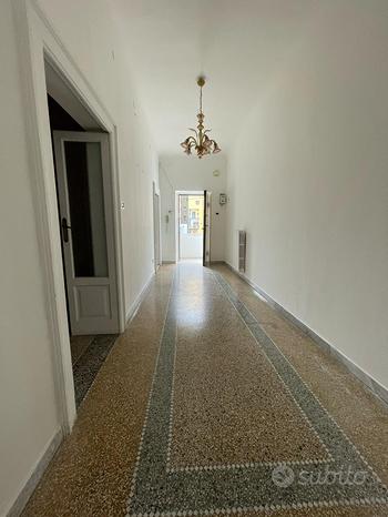 2 rooms Apartment in Taranto, Italy No. 253855