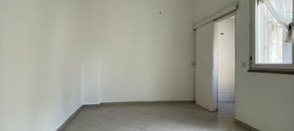 2 rooms Apartment in Taranto, Italy No. 253855 5
