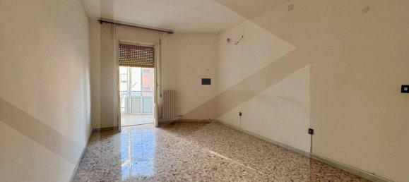 3-salle Appartement à Ostuni, Italy No. 21694 2