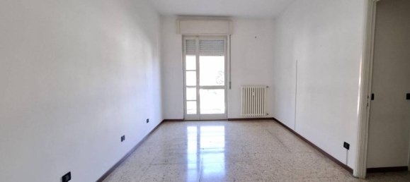 Apartamento de 3 divisões em Mariano Comense, Italy N.º 42617 11