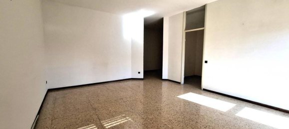 Apartamento de 3 divisões em Mariano Comense, Italy N.º 42617 4