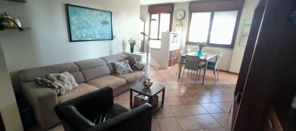 3-salle Appartement à Mediglia, Italy No. 60195 2