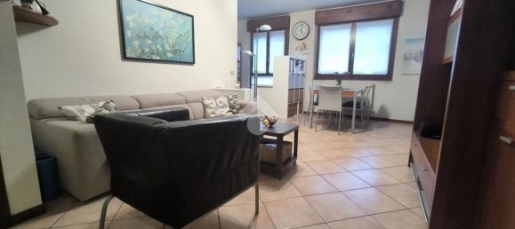 3-salle Appartement à Mediglia, Italy No. 60195 24