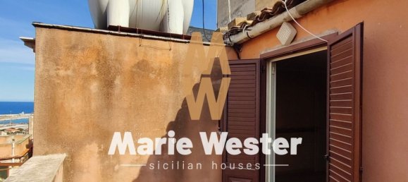 11-salle Maison de ville à Termini Imerese, Italy No. 123643 8