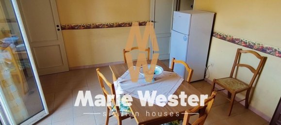 11-salle Maison de ville à Termini Imerese, Italy No. 123643 11