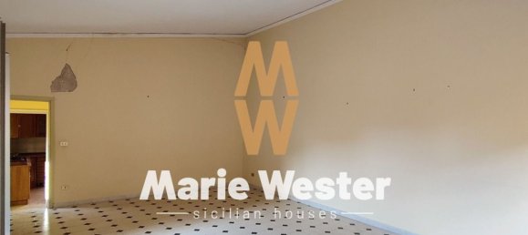 11-salle Maison de ville à Termini Imerese, Italy No. 123643 15