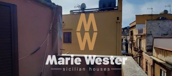 11-salle Maison de ville à Termini Imerese, Italy No. 123643 7