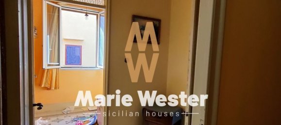 11-salle Maison de ville à Termini Imerese, Italy No. 123643 29