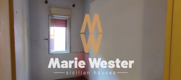 11-salle Maison de ville à Termini Imerese, Italy No. 123643 31