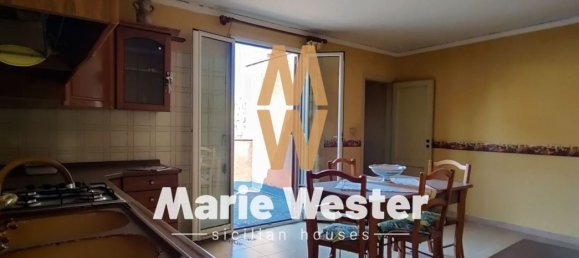 11-salle Maison de ville à Termini Imerese, Italy No. 123643 13