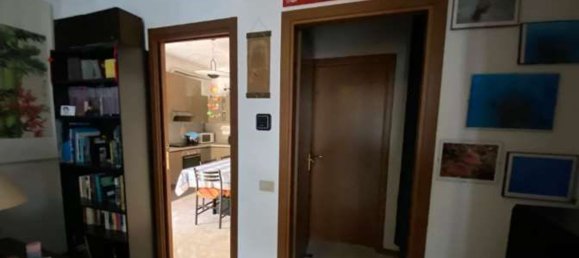 Квартира с 3 комнатами в Бернареджо, Италия № 8570 10