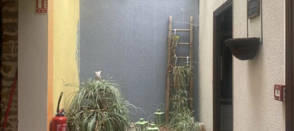 20-Zimmer Gewerbliche Immobilie in Bannes, France, Nr. 70622 12