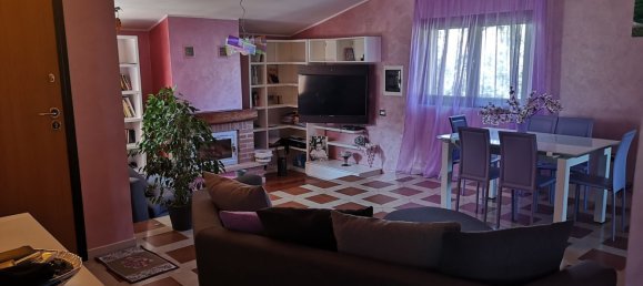 5-Zimmer Villa in Sonnino, Italy, Nr. 256990 8