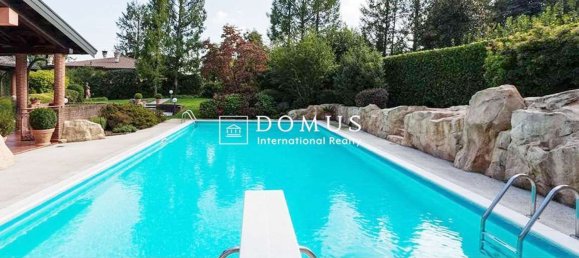 7 bedrooms Villa in Guanzate, Italy No. 333714 4